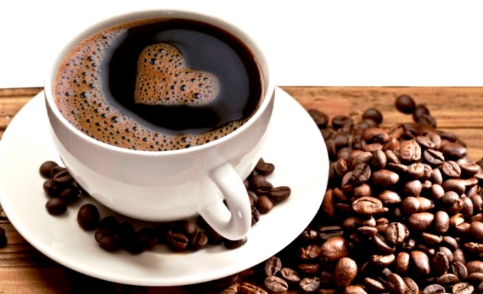 7 lietas, kas notiks, kad pārstāsi lietot kafiju