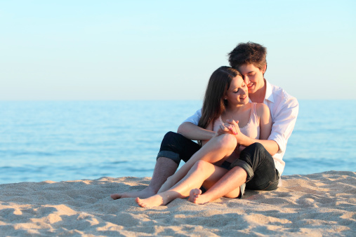 5 iemesli, kāpēc mīlestību 20 gadu vecumā nevajadzētu uztvert nopietni