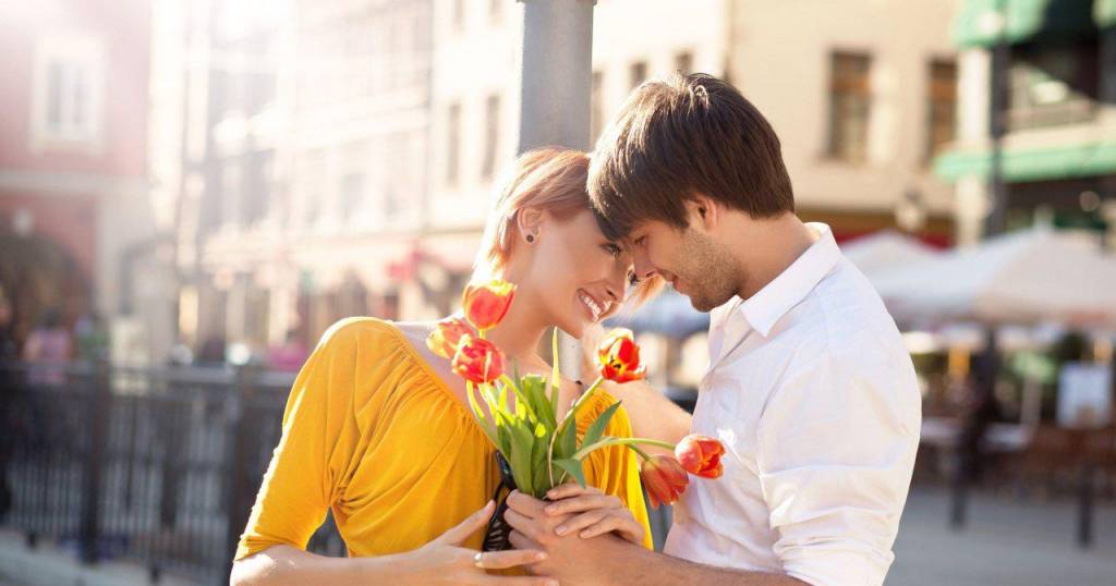 5 lietas, kuras vīrietis darīs tikai savas mīļotās sievietes dēļ