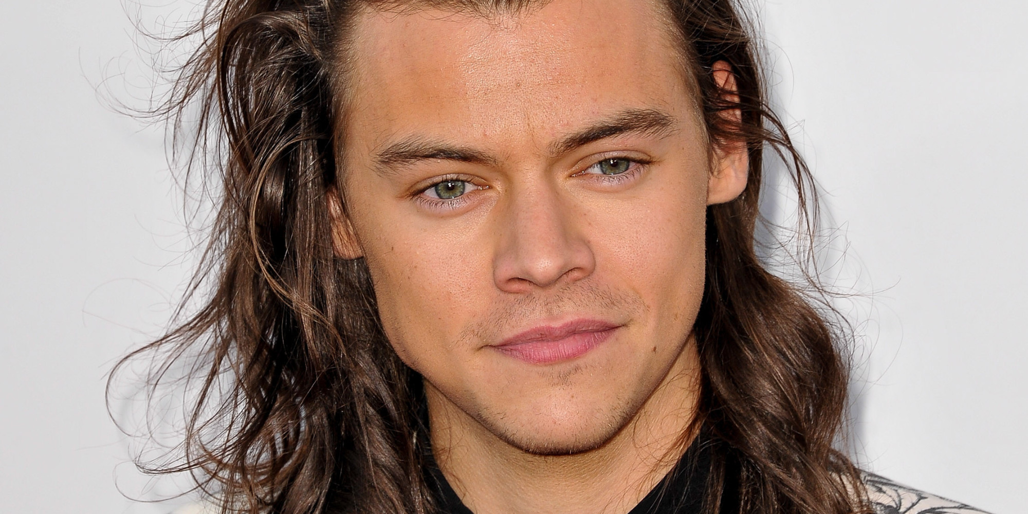 Singer Harry Styles of One Direction arrives at the 2015 American Music Awards at Microsoft Theater on November 22, 2015 in Los Angeles, California.
