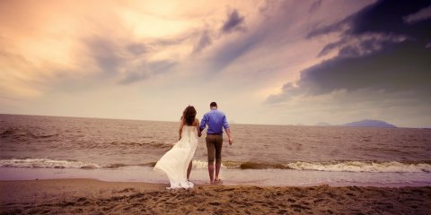 beach-wedding-couple-bride