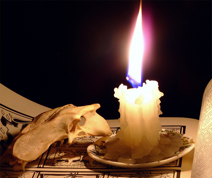Slavena maga metode: Viena svece var izpildīt jebkuru jūsu kvēlāko vēlēšanos
